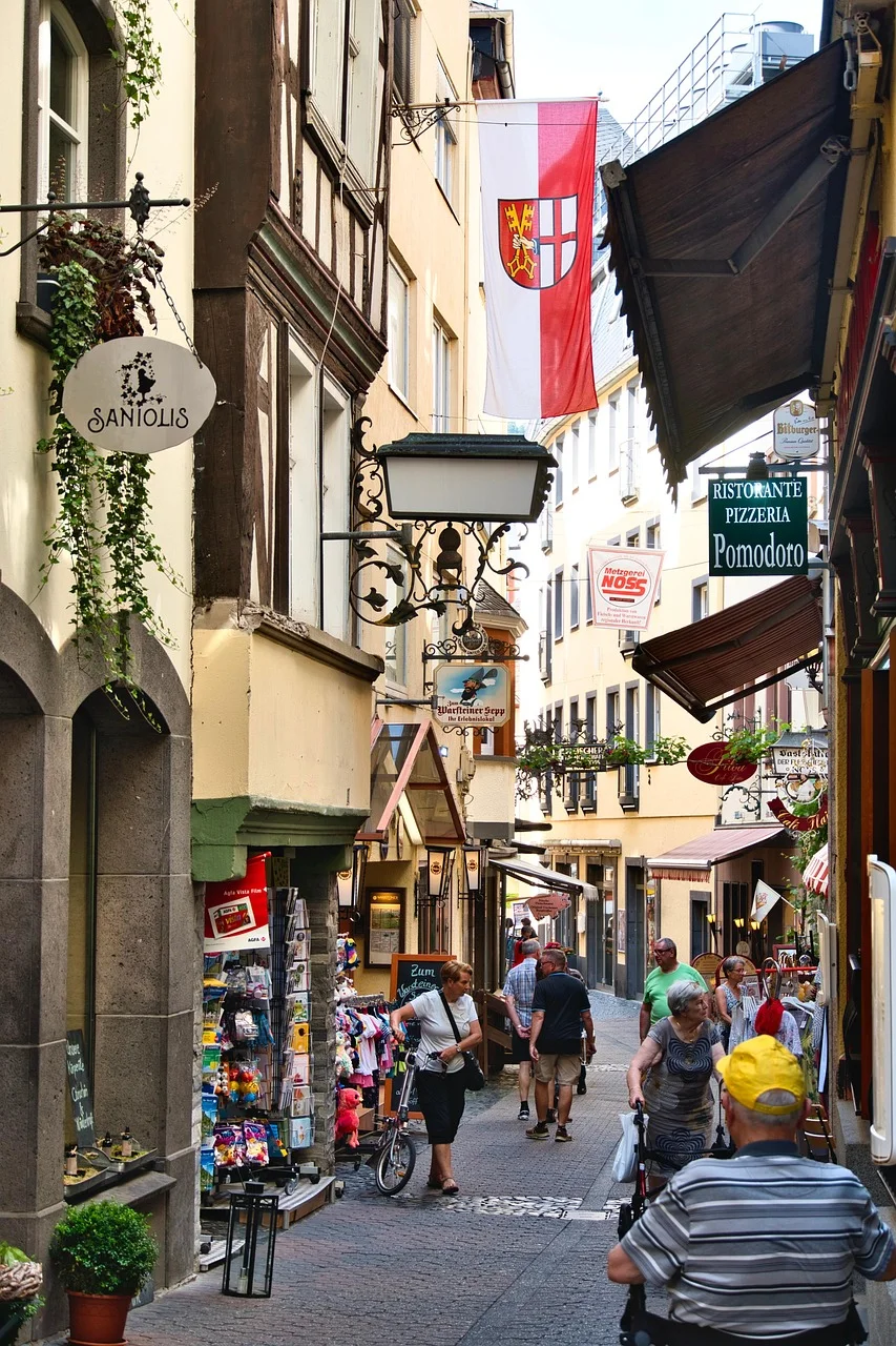 Retail stores and regional chains